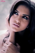 Sunny Leone nude